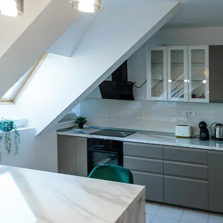 Apartman B *